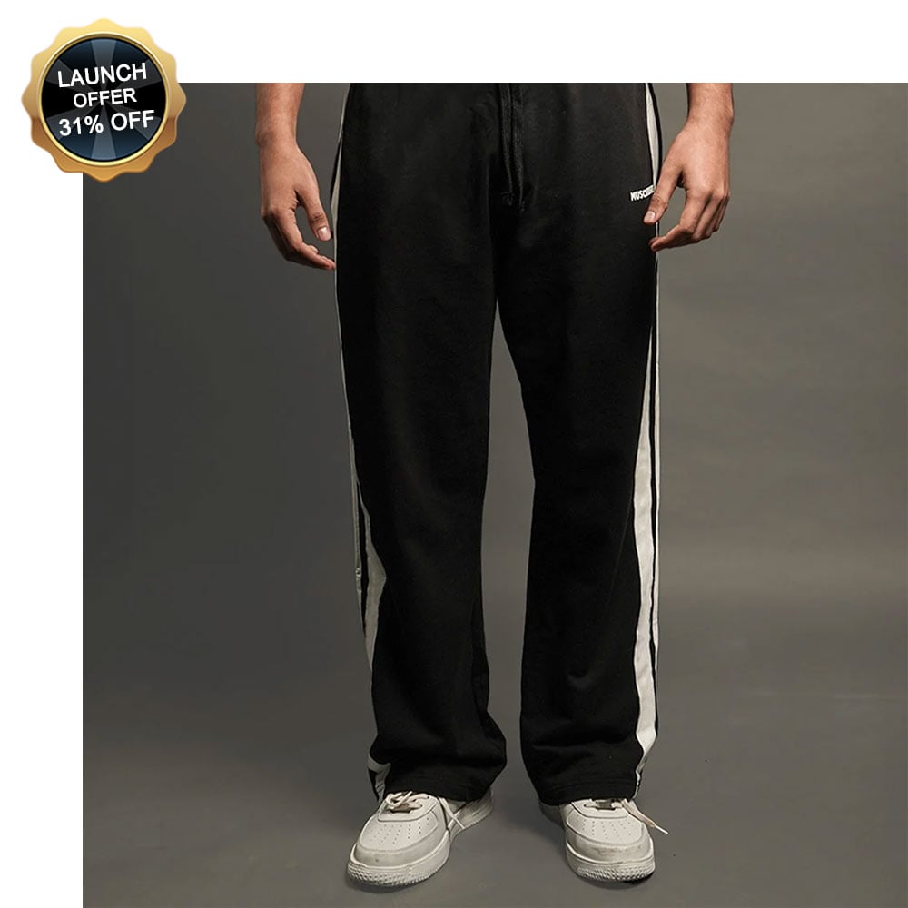 MuscleBlaze Straight Fit Panel Trackpants,  Black  Small 