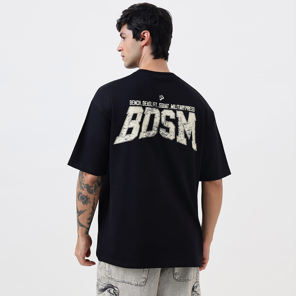 5 - MuscleBlaze Carnage Oversized Tshirt,  Small  Black