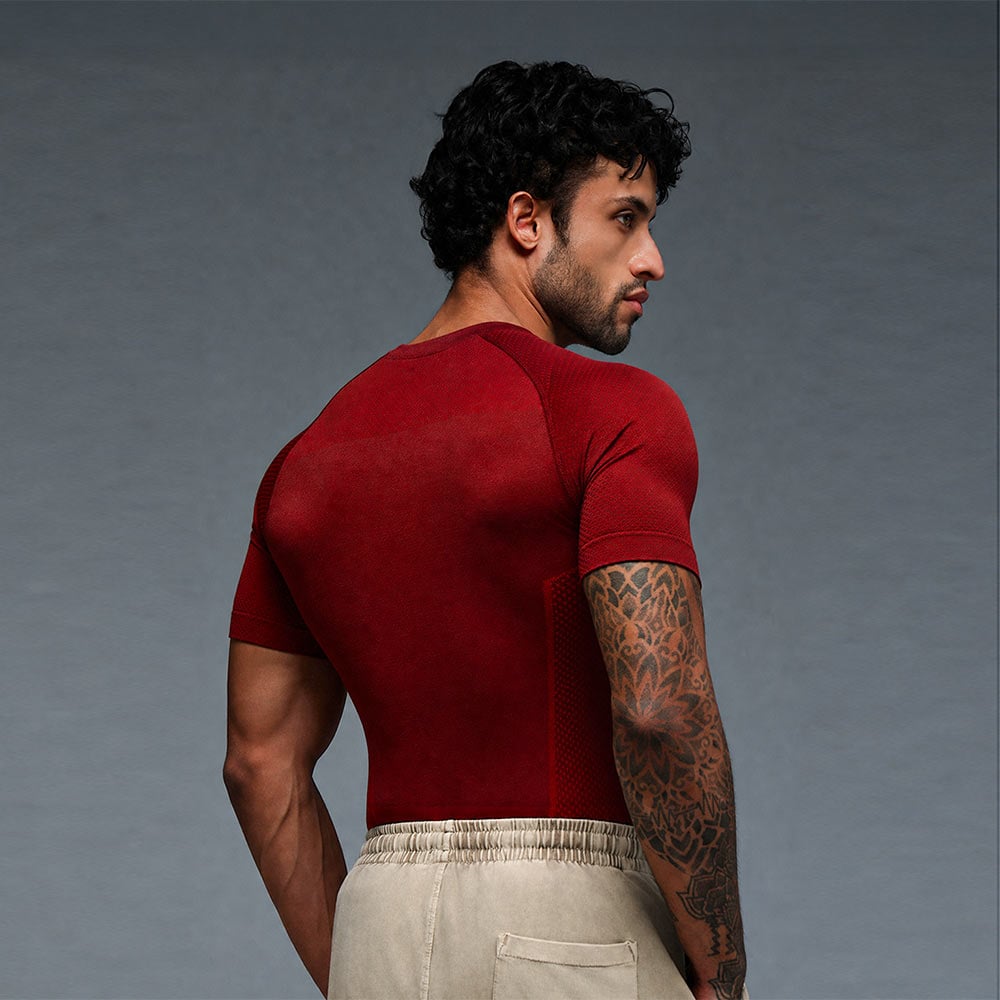 3 - MuscleBlaze Z Verse Aeroweave Seamless Compression,  Small  Rogue Oxblood