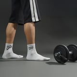 https://img6.hkrtcdn.com/39962/prd_3996155-MuscleBlaze-RepSet-Socks-Combo-White5-Pack-Ankle-Length_o.jpg