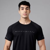 7 - MuscleBlaze Active Tee Half Sleeve,  Midnight Black  Large