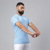 5 - MuscleBlaze Air Tech Compression MuscleTee Half Sleeve,  Dusk Blue  Small