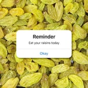 4 - Yogabar Seedless Green Raisins,  200 g  Natural 