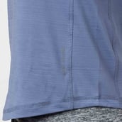 7 - MuscleBlaze Delt Tank,  Large  Nardo Grey 